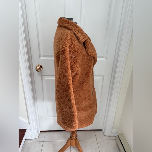 SHEIN Tan Teddy Jacket ladies size small - Picture 4 of 7